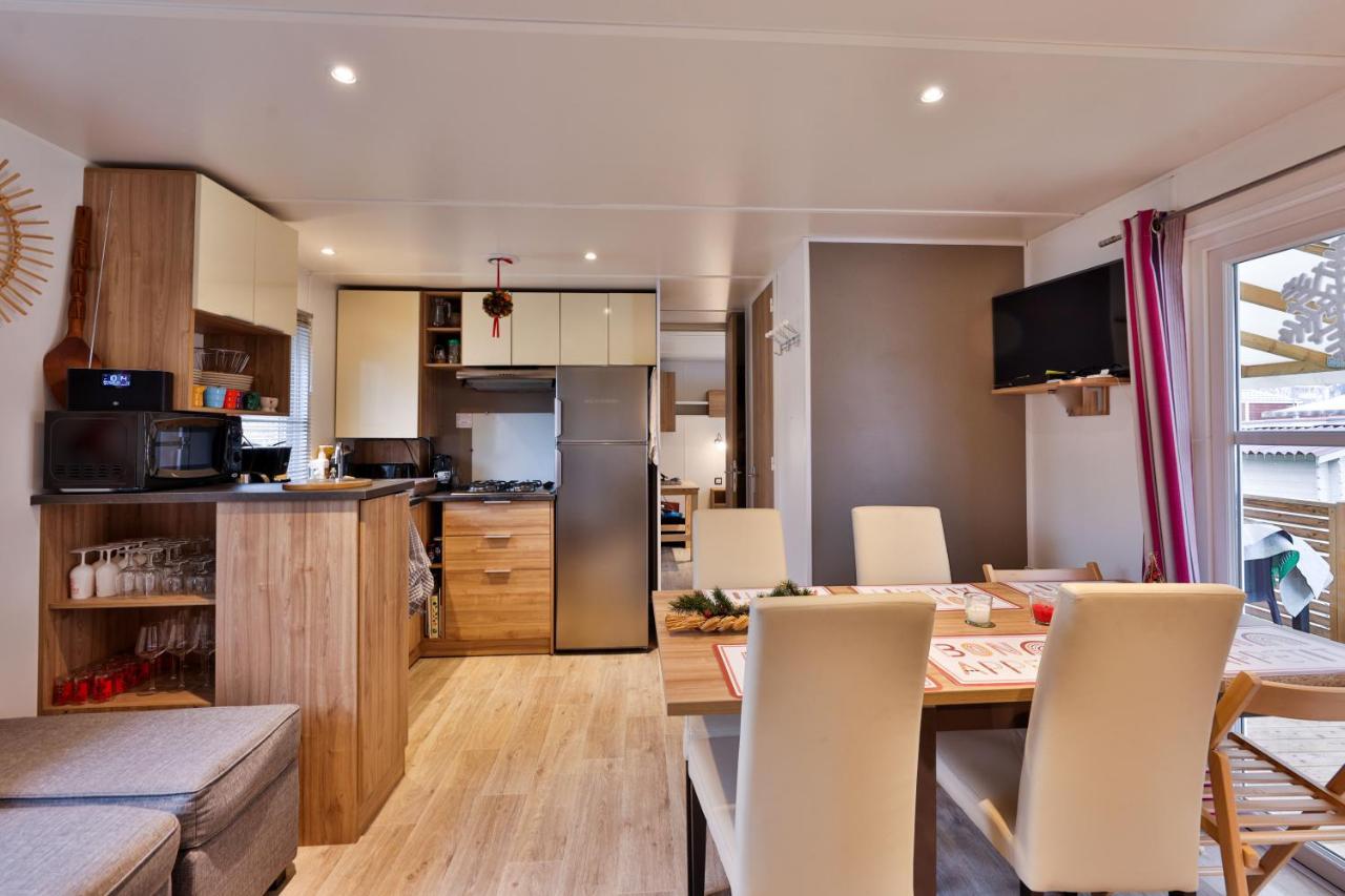 Grand Mobil Home 6 Personnes Climatise Avec 3 Chambres Et 2 Salles De Bains A Munster En Alsace Exterior foto
